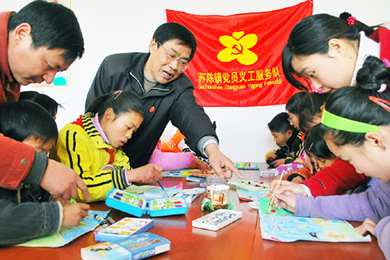 学校“快乐驿站”18年如一日，关爱留守儿童